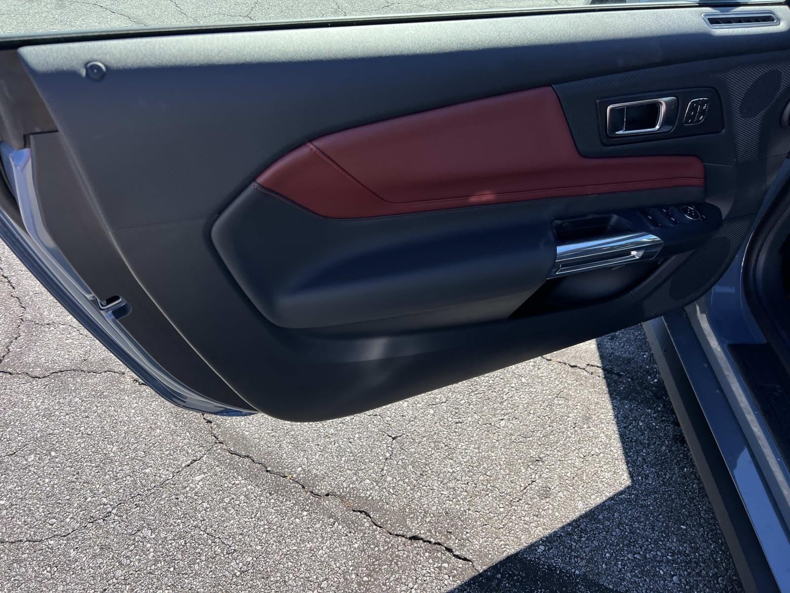 2026 Ford Mustang ECOBOOST PREMIUM CONVERTI