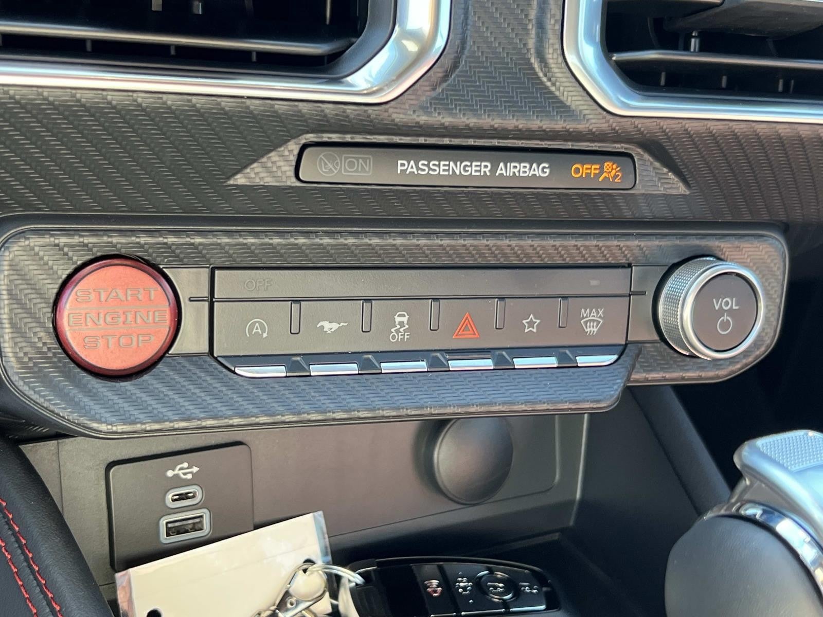 2026 Ford Mustang ECOBOOST PREMIUM CONVERTI