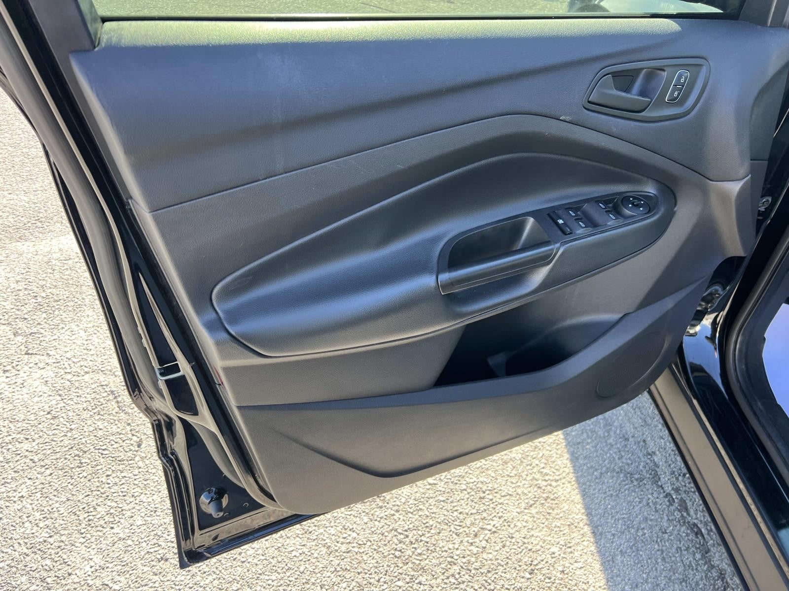 2018 Ford Escape S FWD