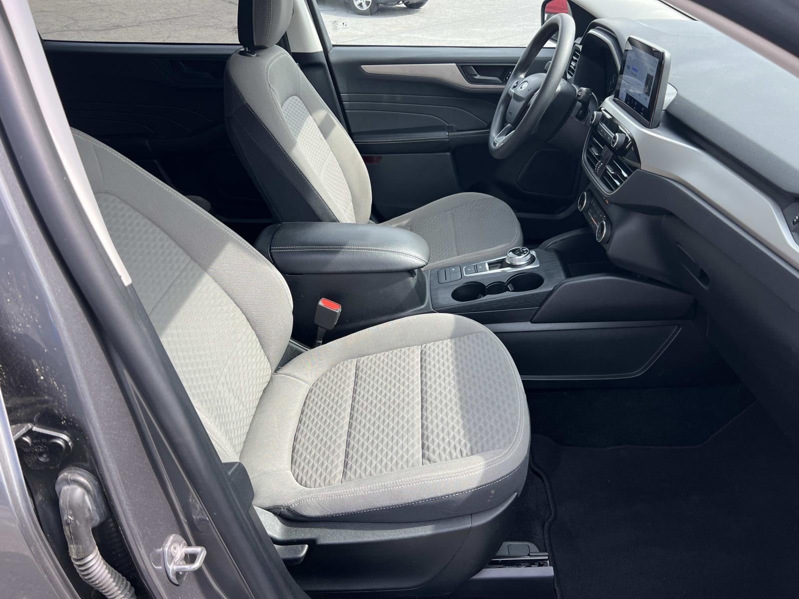 2022 Ford Escape SE HYBRID AWD