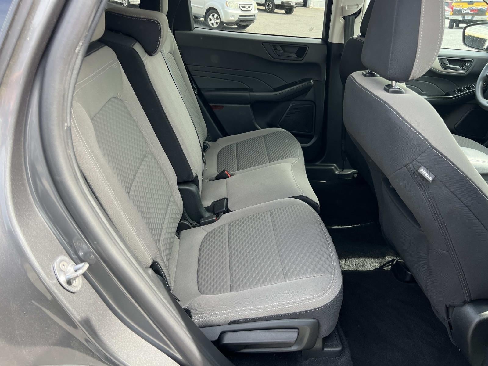 2022 Ford Escape SE HYBRID AWD