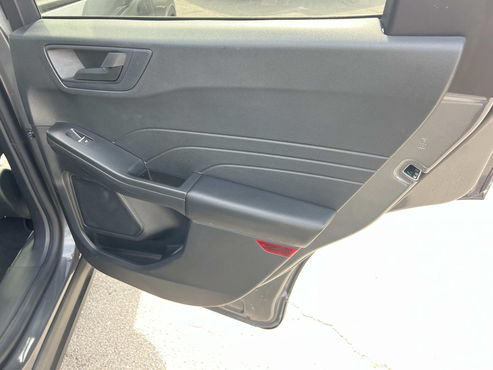 2022 Ford Escape SE HYBRID AWD