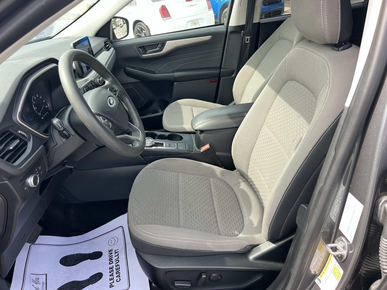 2022 Ford Escape SE HYBRID AWD