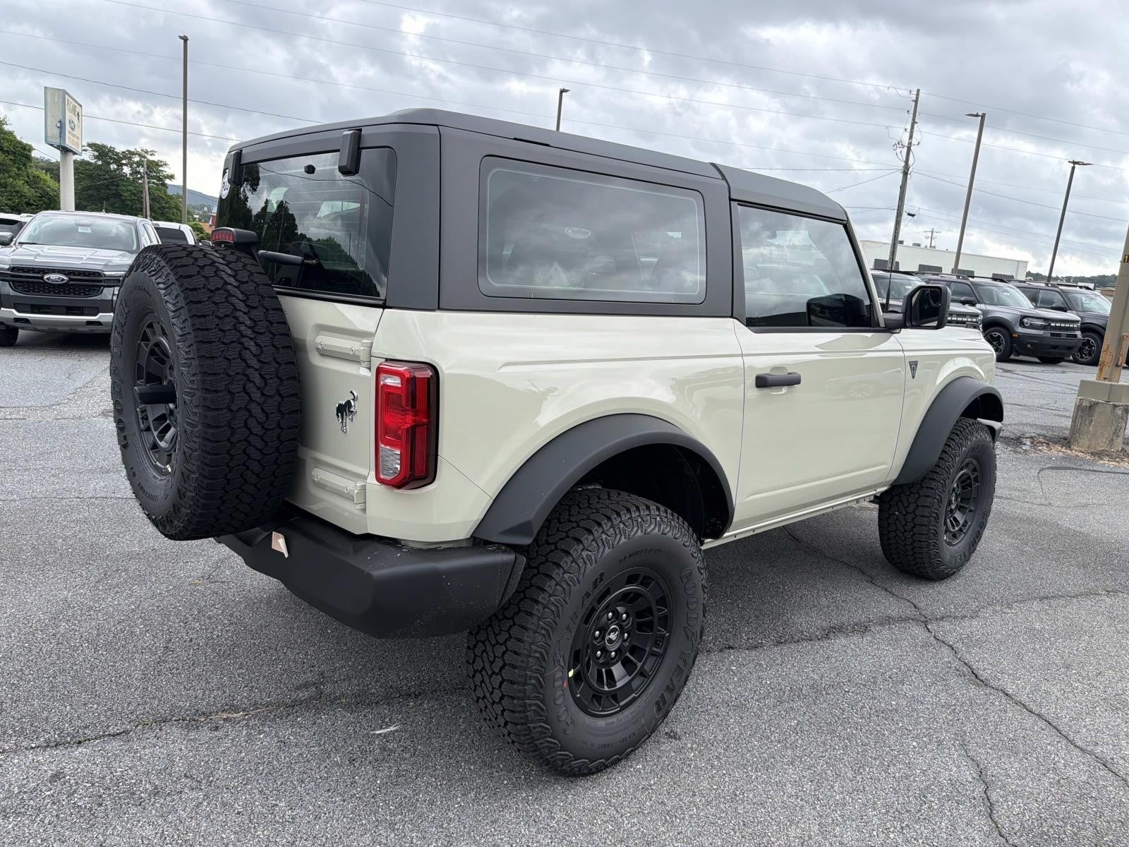 2026 Ford Bronco BASE 2 DOOR 4X4