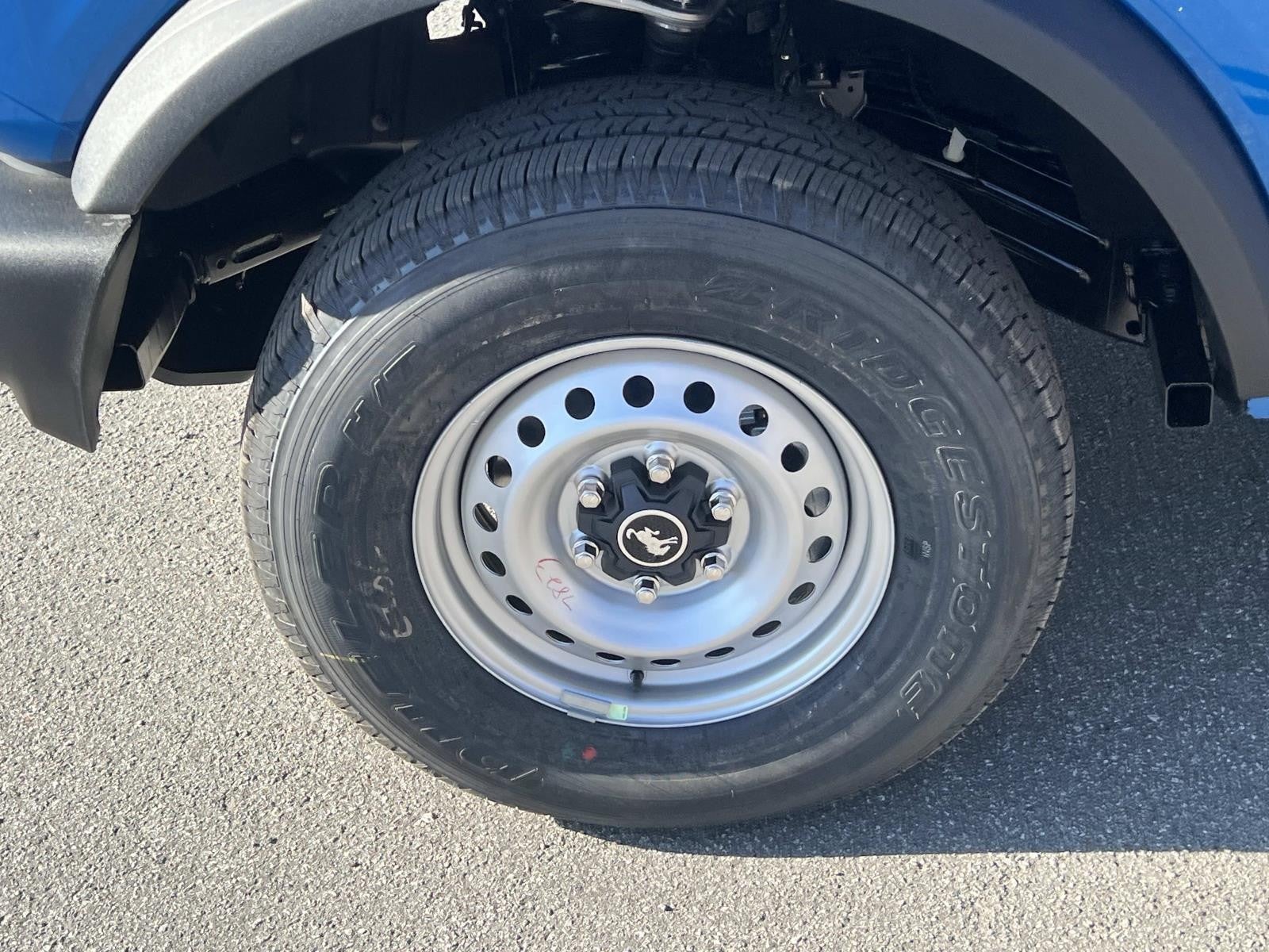 2025 Ford Bronco BASE 4 DOOR 4X4