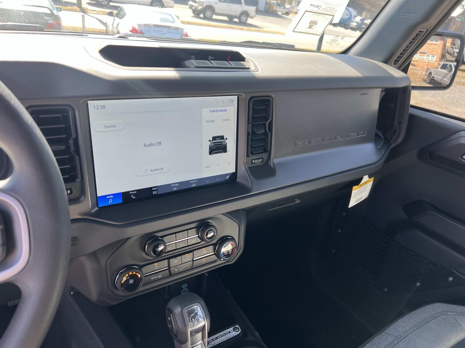 2025 Ford Bronco BASE 4 DOOR 4X4