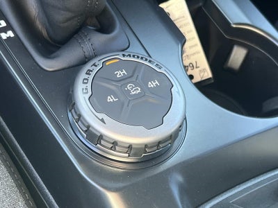 2025 Ford Bronco BASE 4 DOOR 4X4