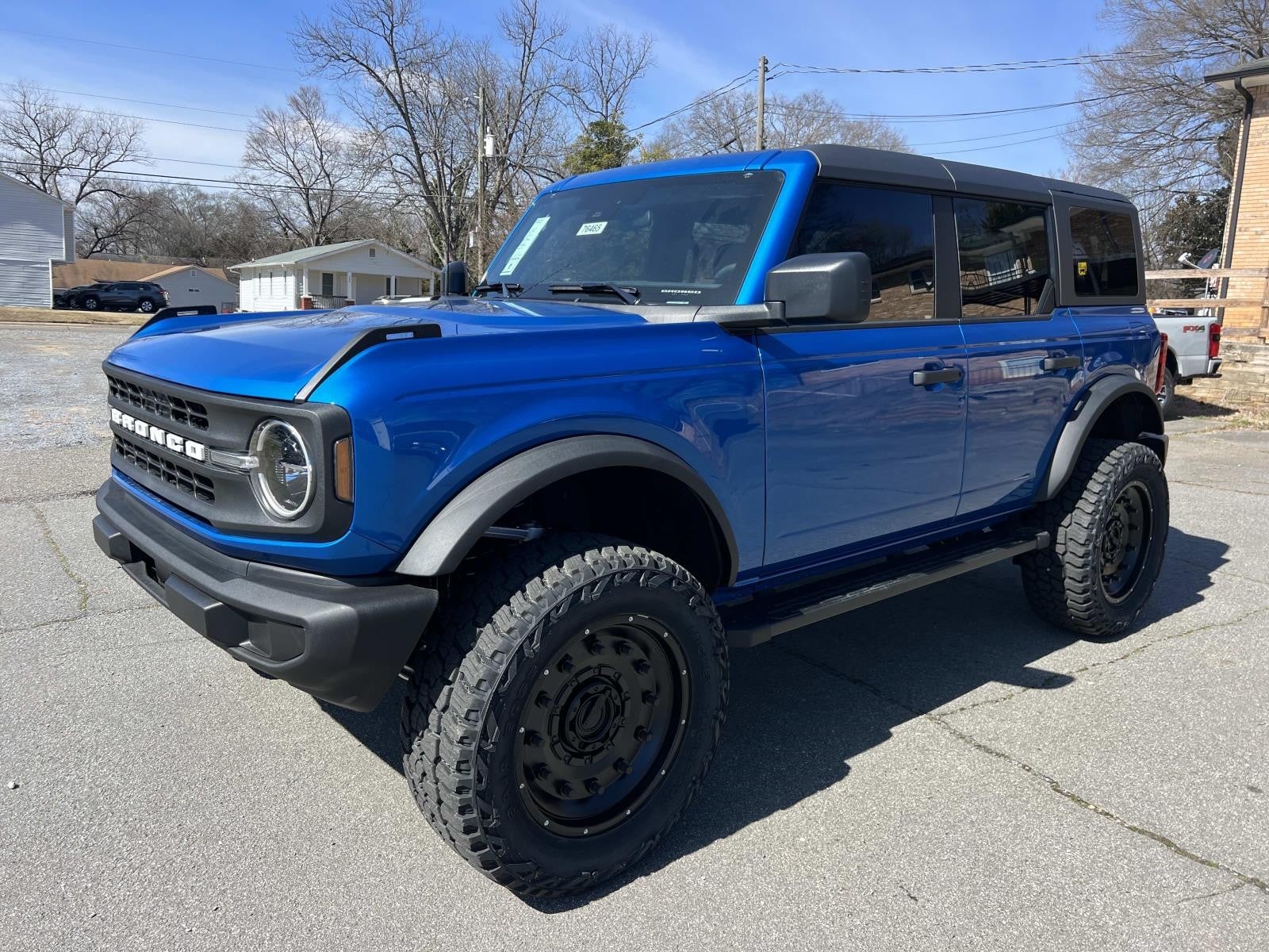 2025 Ford Bronco BASE 4 DOOR 4X4