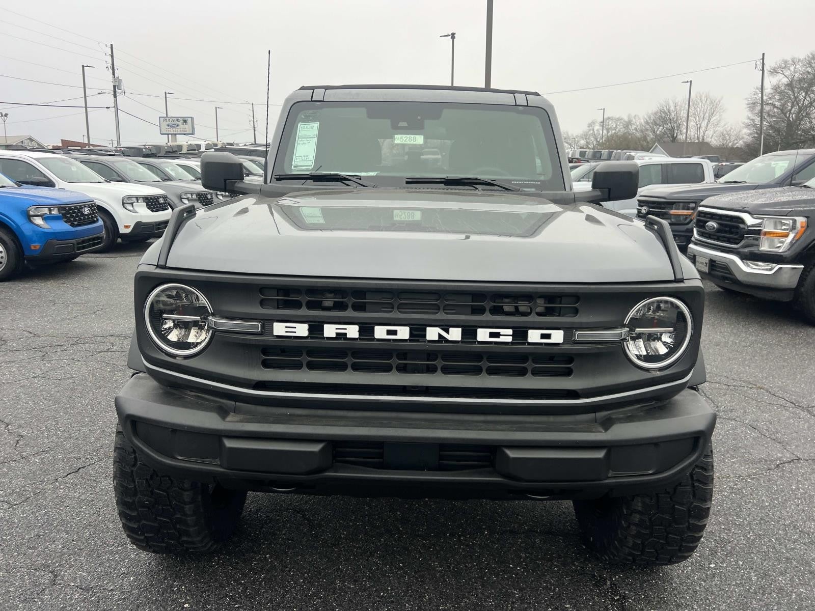 2025 Ford Bronco Base