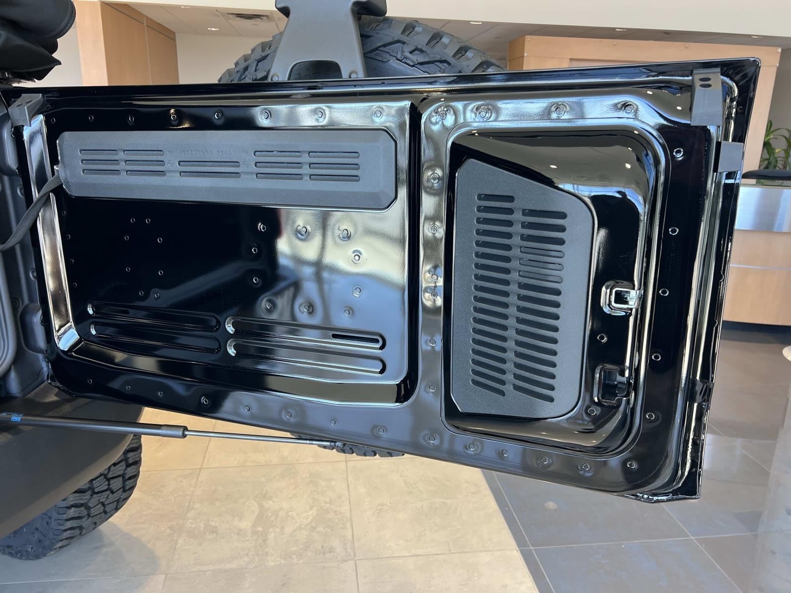 2025 Ford Bronco BASE 4 DOOR 4X4 PUG PACKAGE