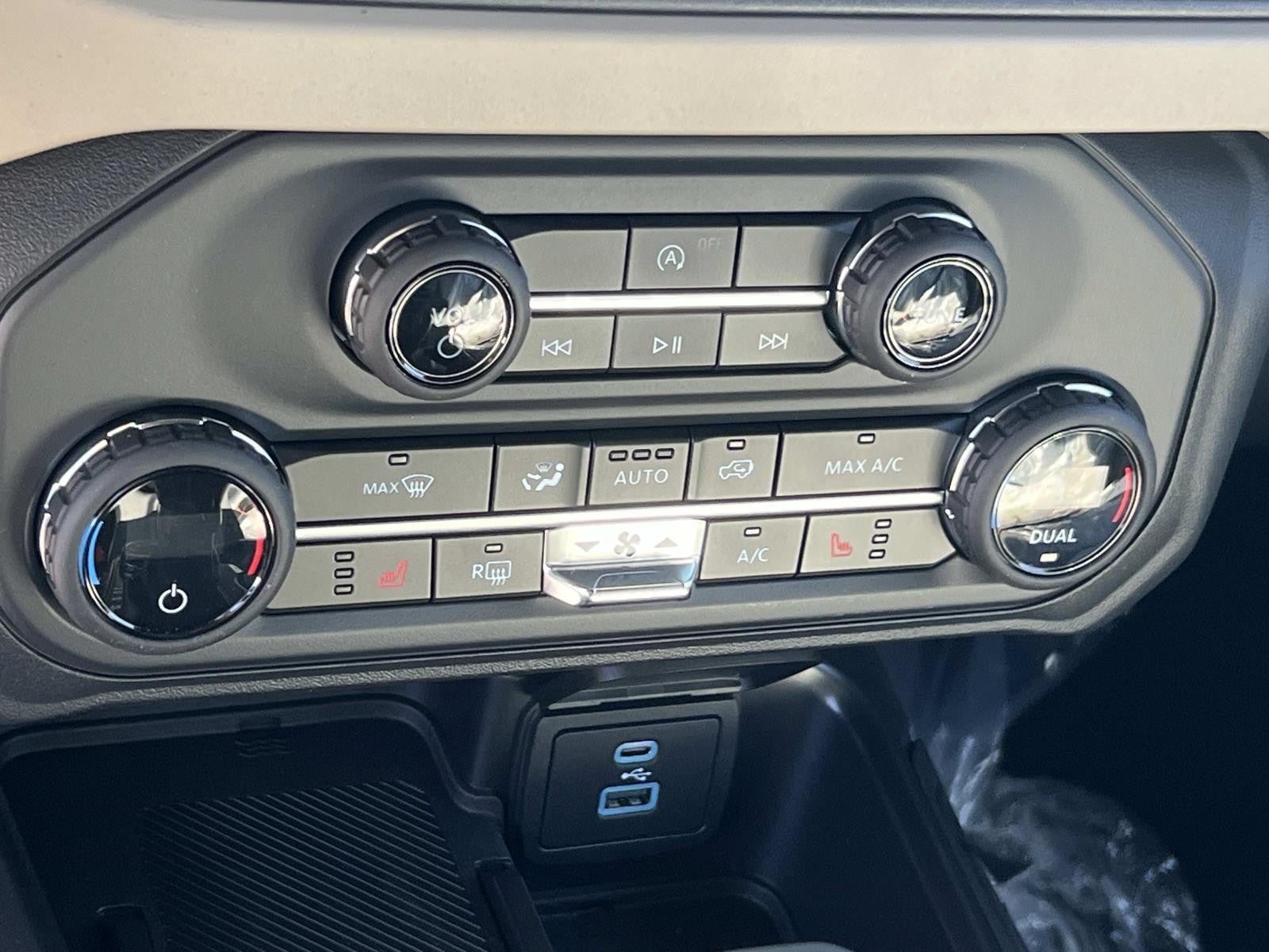 2025 Ford Bronco BIG BEND 4 DOOR 4X4