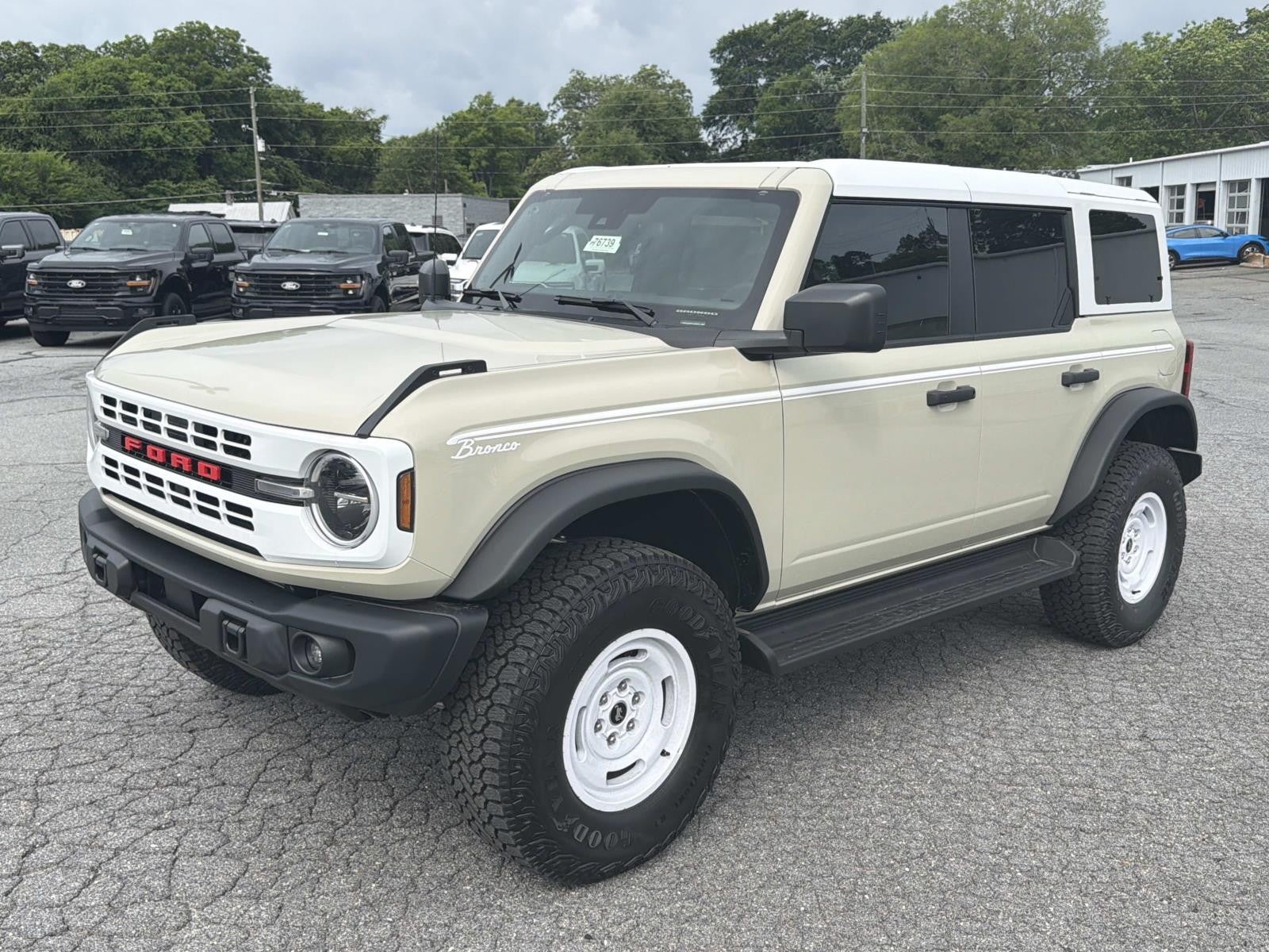2025 Ford Bronco HERITAGE EDITION 4 DOOR A