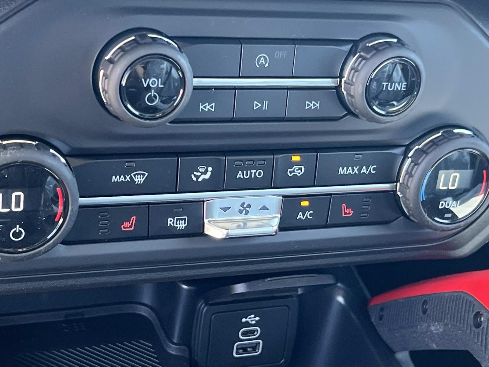 2026 Ford Bronco HERITAGE EDITION 4 DOOR A