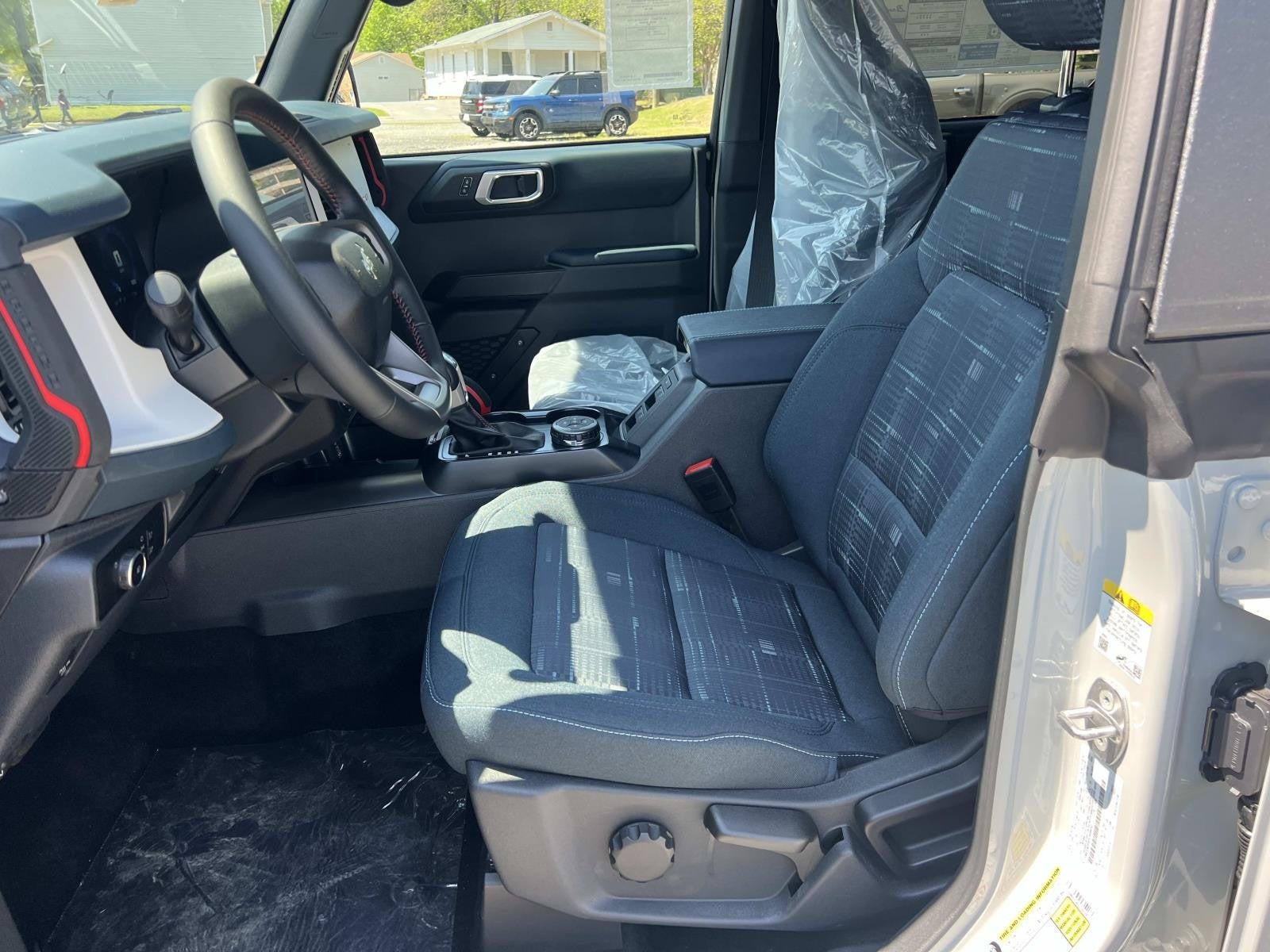 2026 Ford Bronco HERITAGE EDITION 4 DOOR A