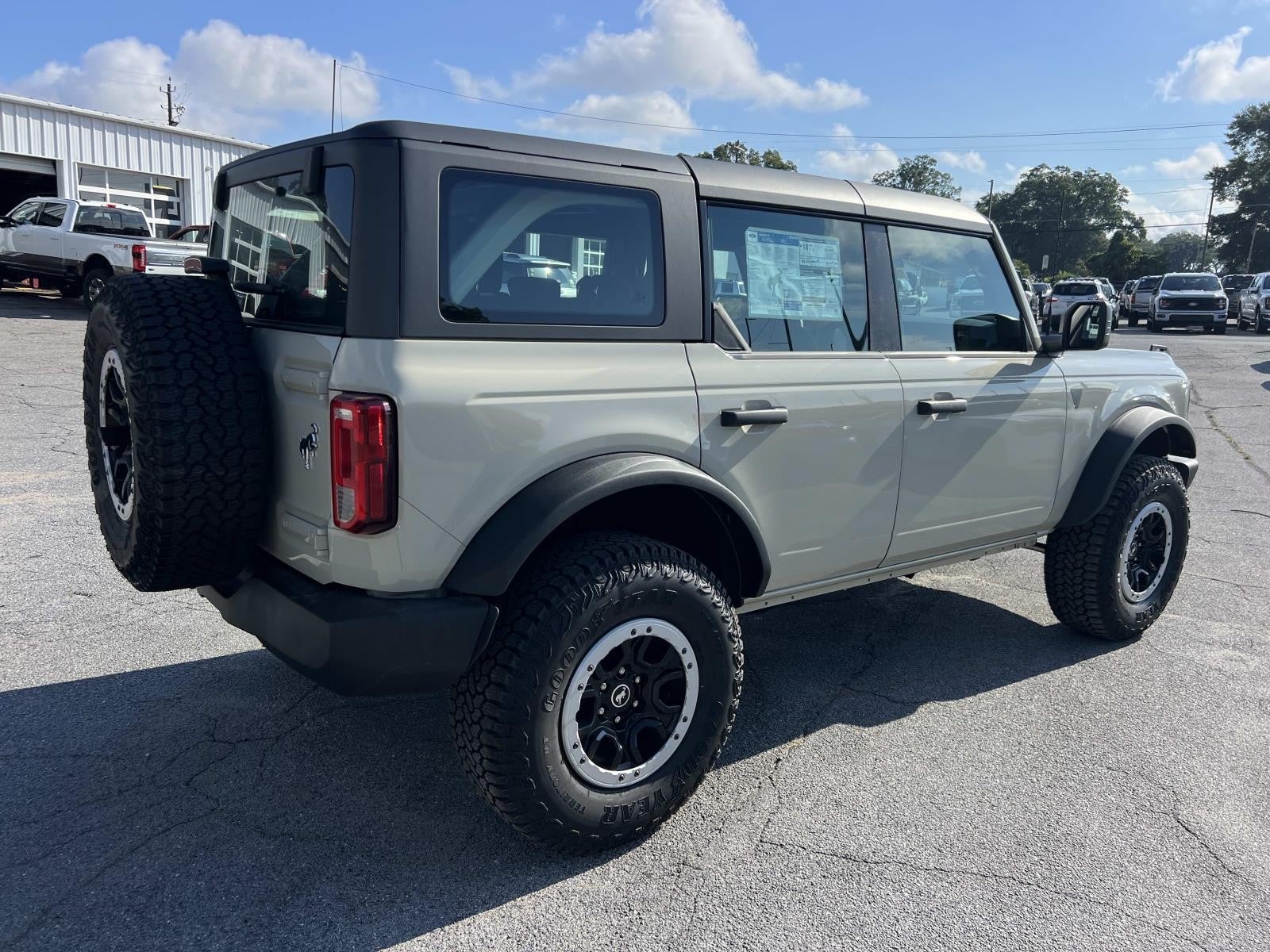 2025 Ford Bronco BASE 4 DOOR 4X4 PUG PACKAGE