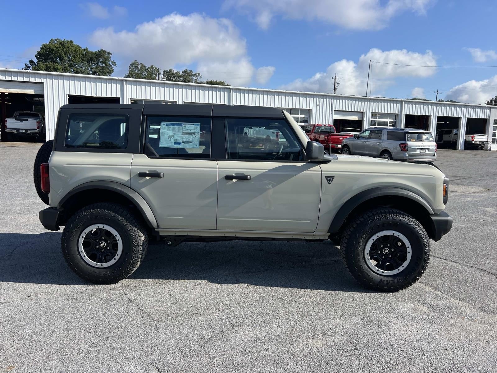 2025 Ford Bronco BASE 4 DOOR 4X4 PUG PACKAGE