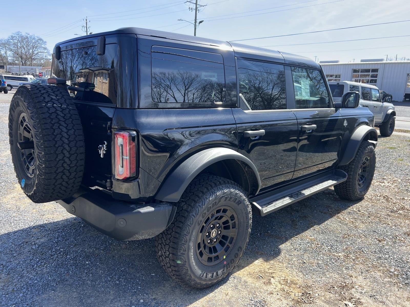 2026 Ford BRONCO OUTER BANKS 4 DOOR 4X4