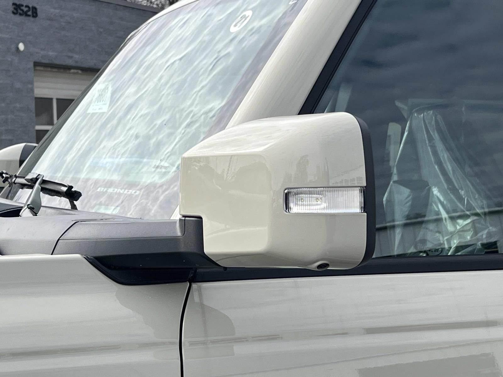 2025 Ford Bronco OUTER BANKS 4 DOOR 4X4