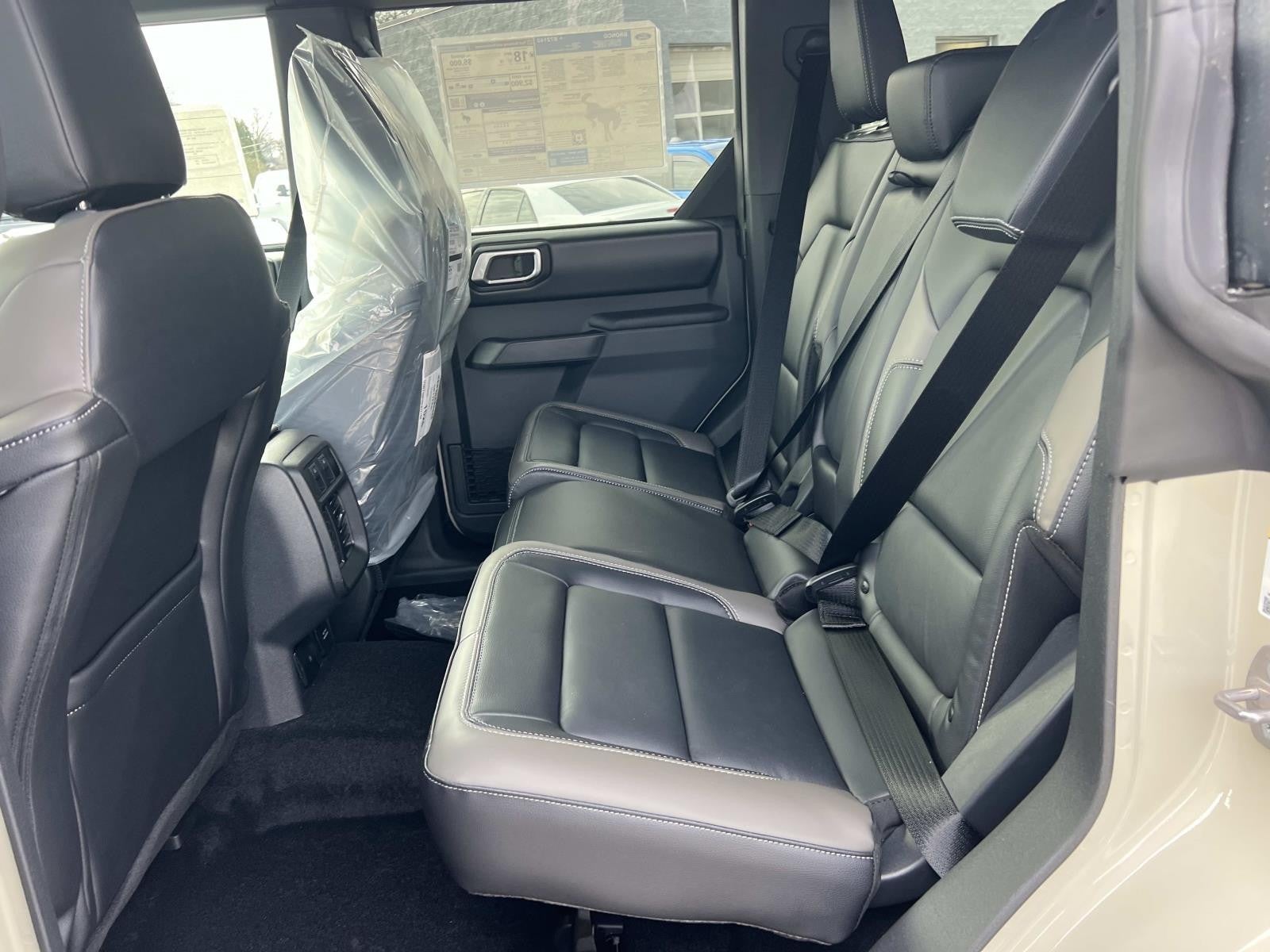 2025 Ford Bronco OUTER BANKS 4 DOOR 4X4