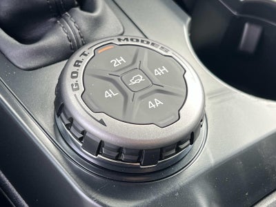 2025 Ford Bronco OUTER BANKS 4 DOOR 4X4