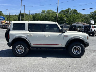2025 Ford Bronco OUTER BANKS 4 DOOR 4X4