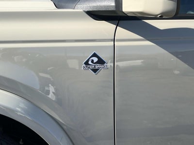 2025 Ford Bronco OUTER BANKS 4 DOOR 4X4