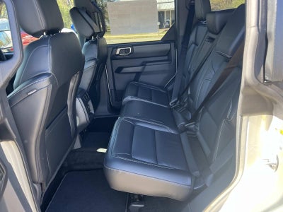 2025 Ford Bronco OUTER BANKS 4 DOOR 4X4