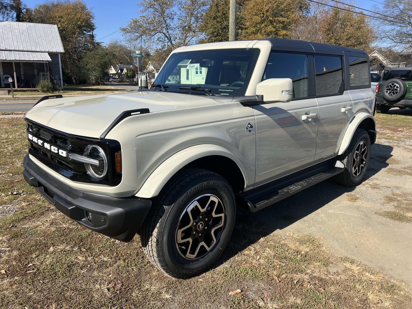 2025 Ford Bronco OUTER BANKS 4 DOOR 4X4