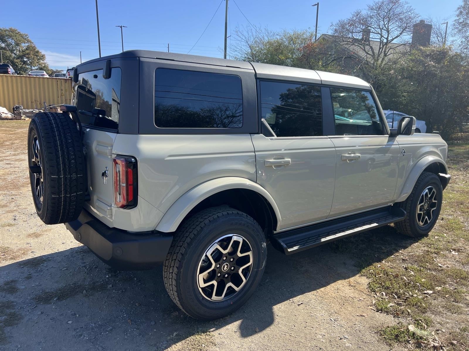 2025 Ford Bronco OUTER BANKS 4 DOOR 4X4