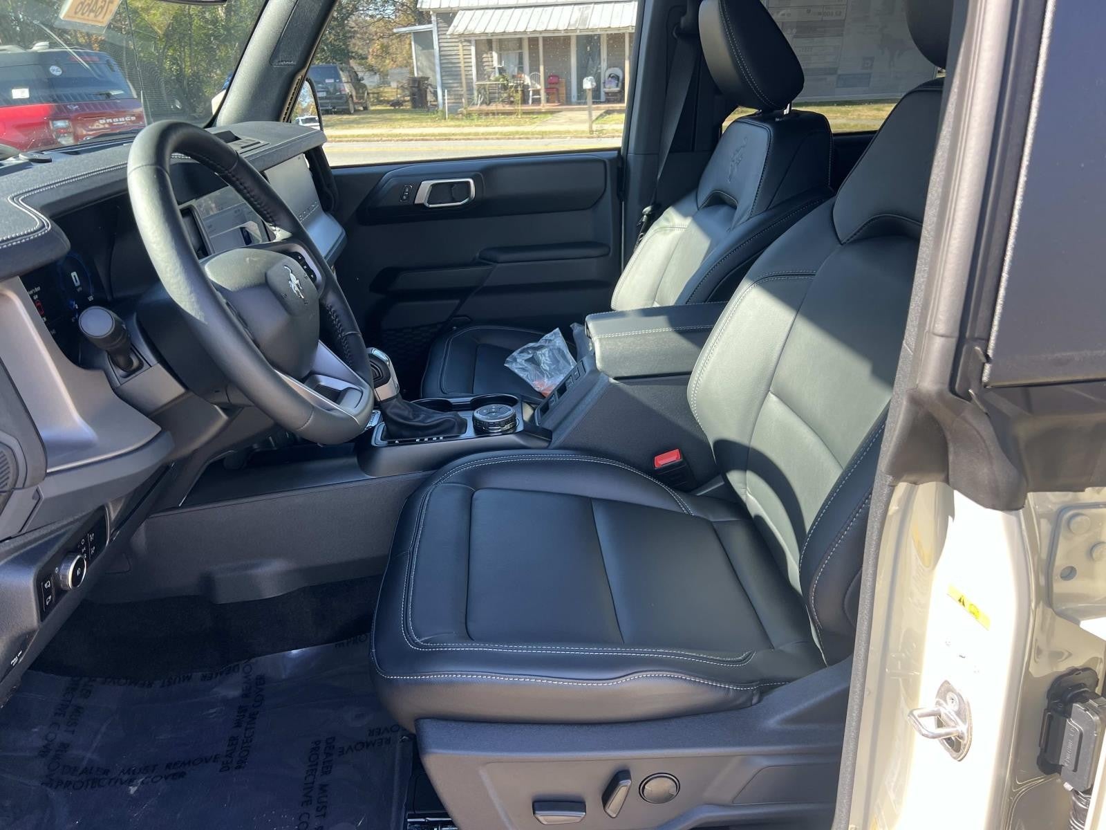 2025 Ford Bronco OUTER BANKS 4 DOOR 4X4