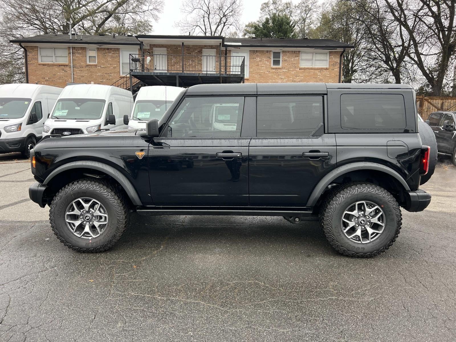 2025 Ford Bronco BADLANDS 4 DOOR ADVANCED