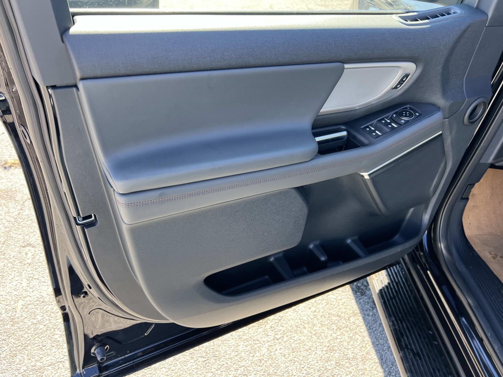 2025 Ford Expedition Max ACTIVE 4X2