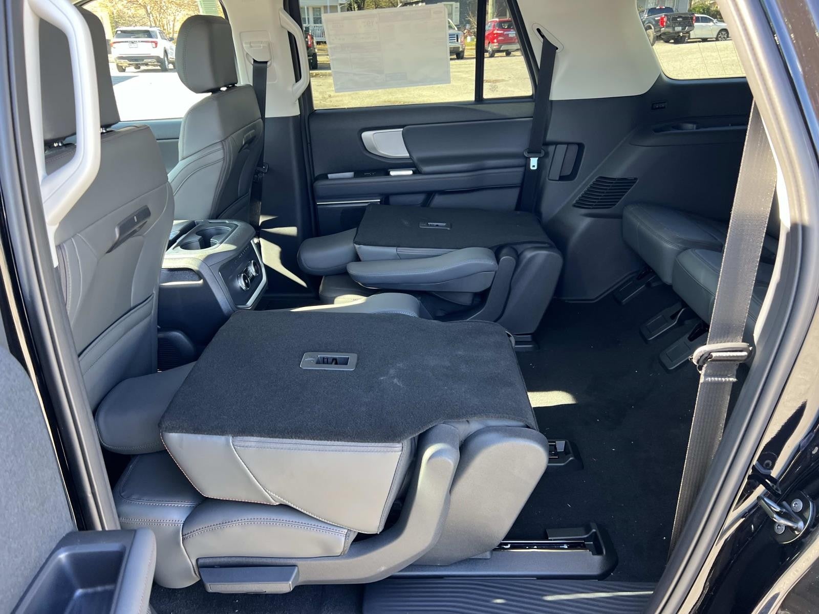 2025 Ford Expedition Max ACTIVE 4X2