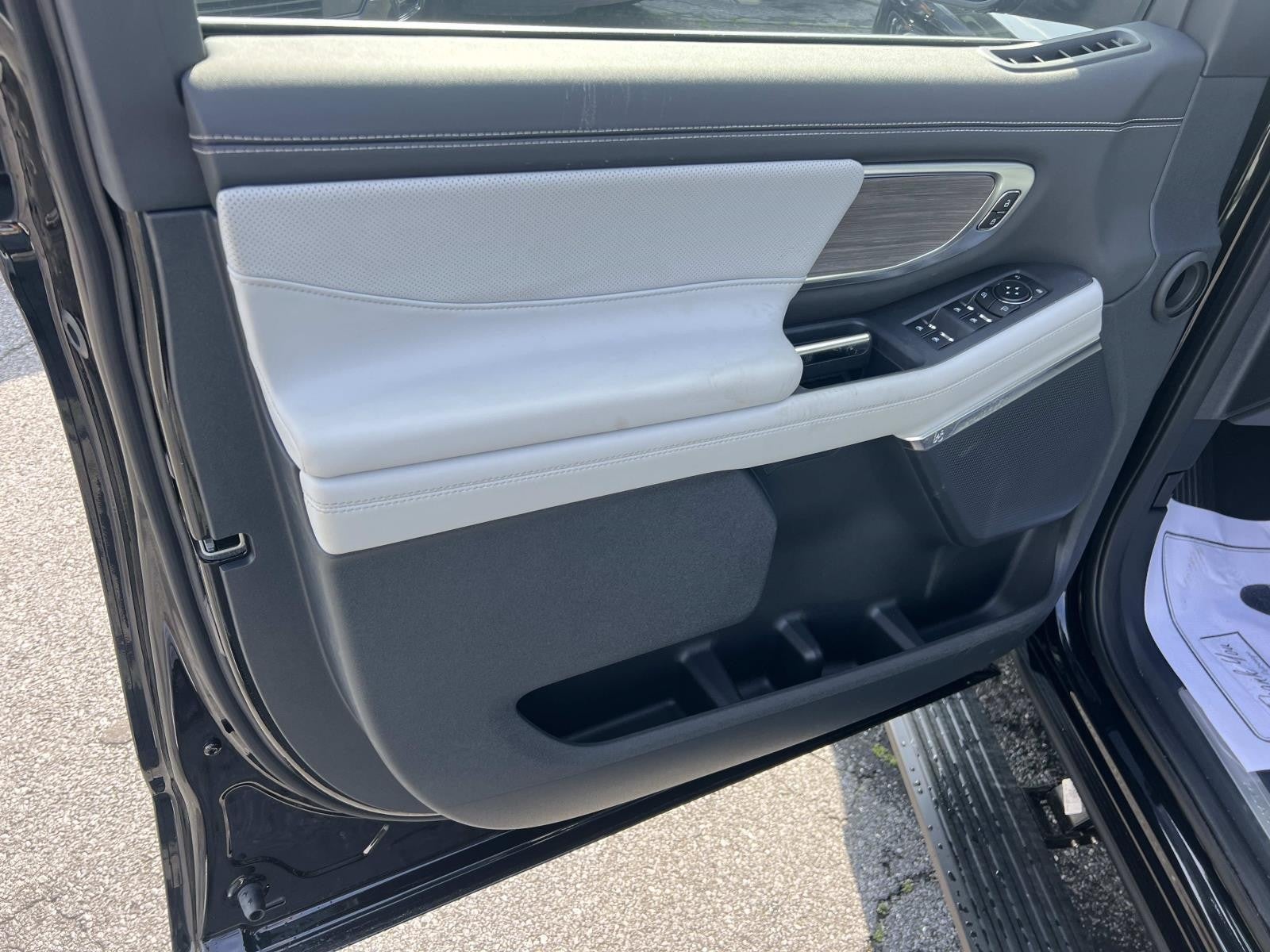 2026 Ford Expedition Max PLATINUM 4X4