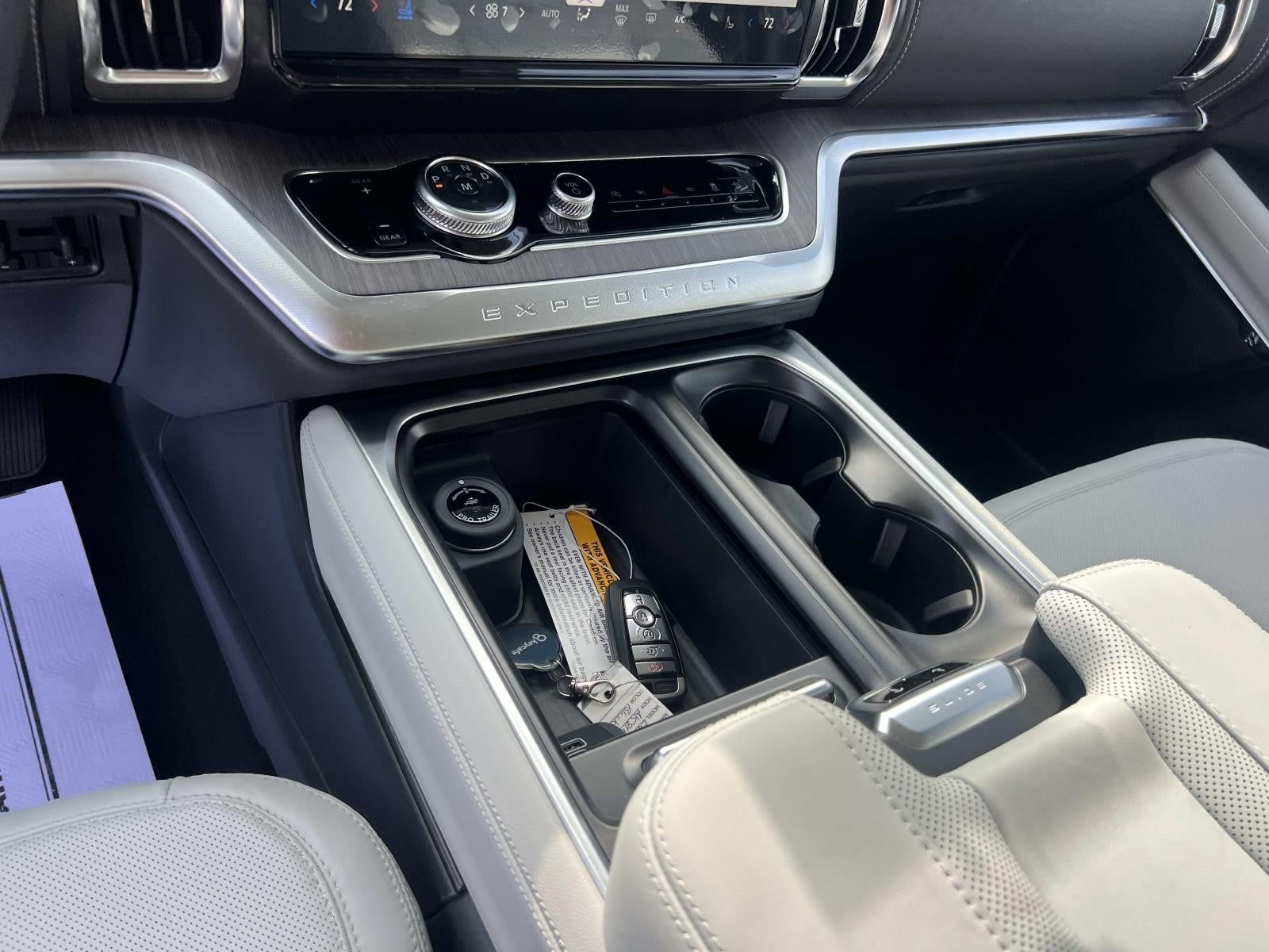 2026 Ford Expedition Max PLATINUM 4X4