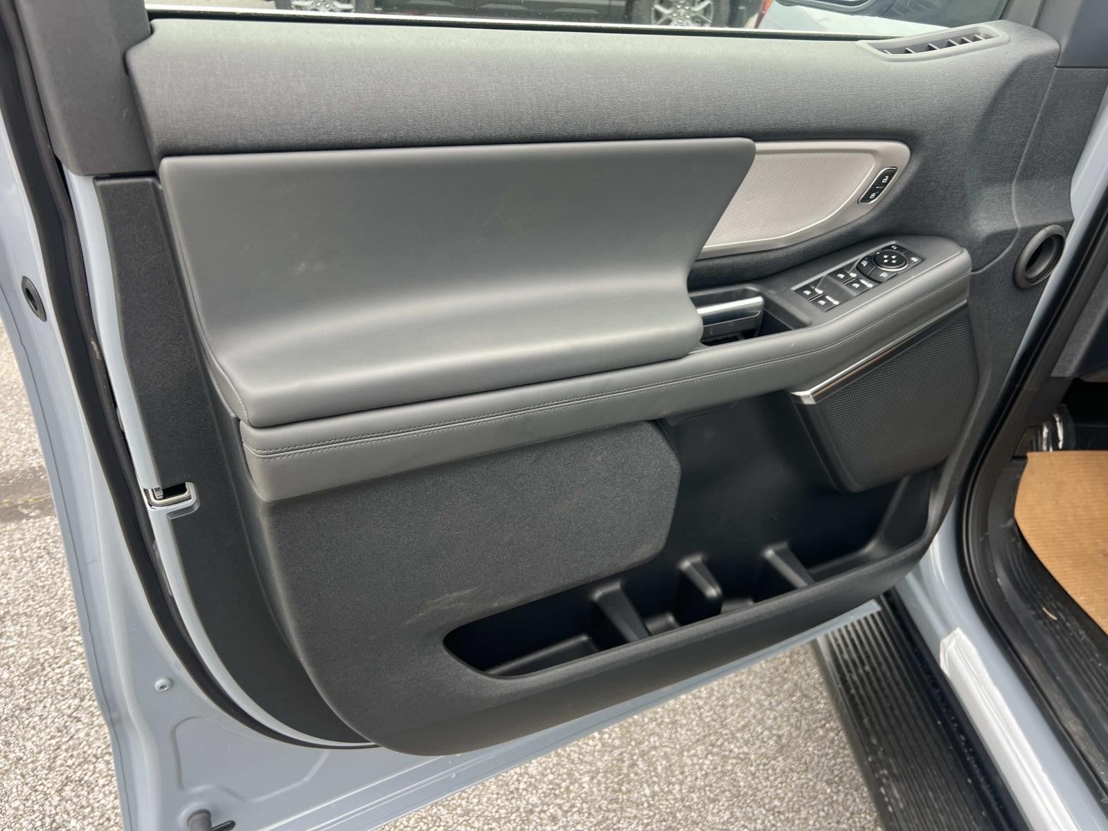 2026 Ford Expedition ACTIVE 4X2