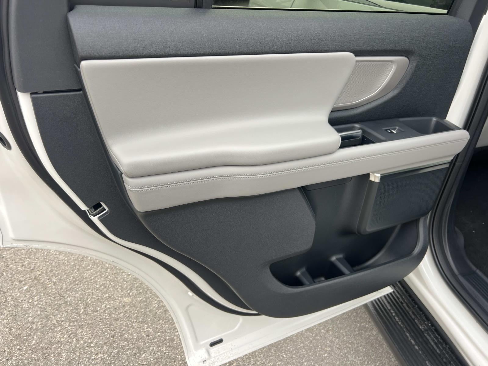 2026 Ford Expedition ACTIVE 4X2