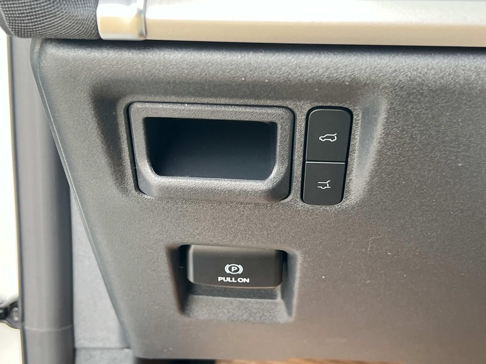 2026 Ford Expedition ACTIVE 4X2