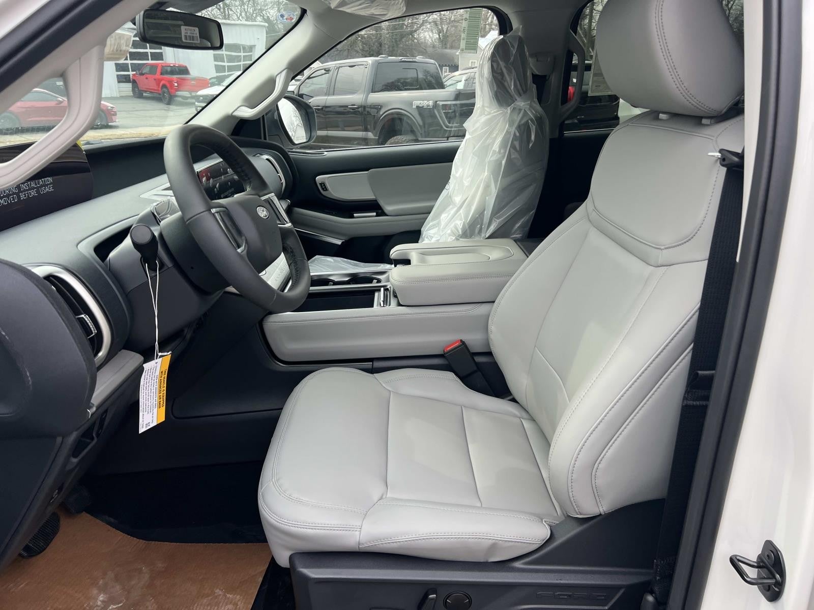 2026 Ford Expedition ACTIVE 4X2