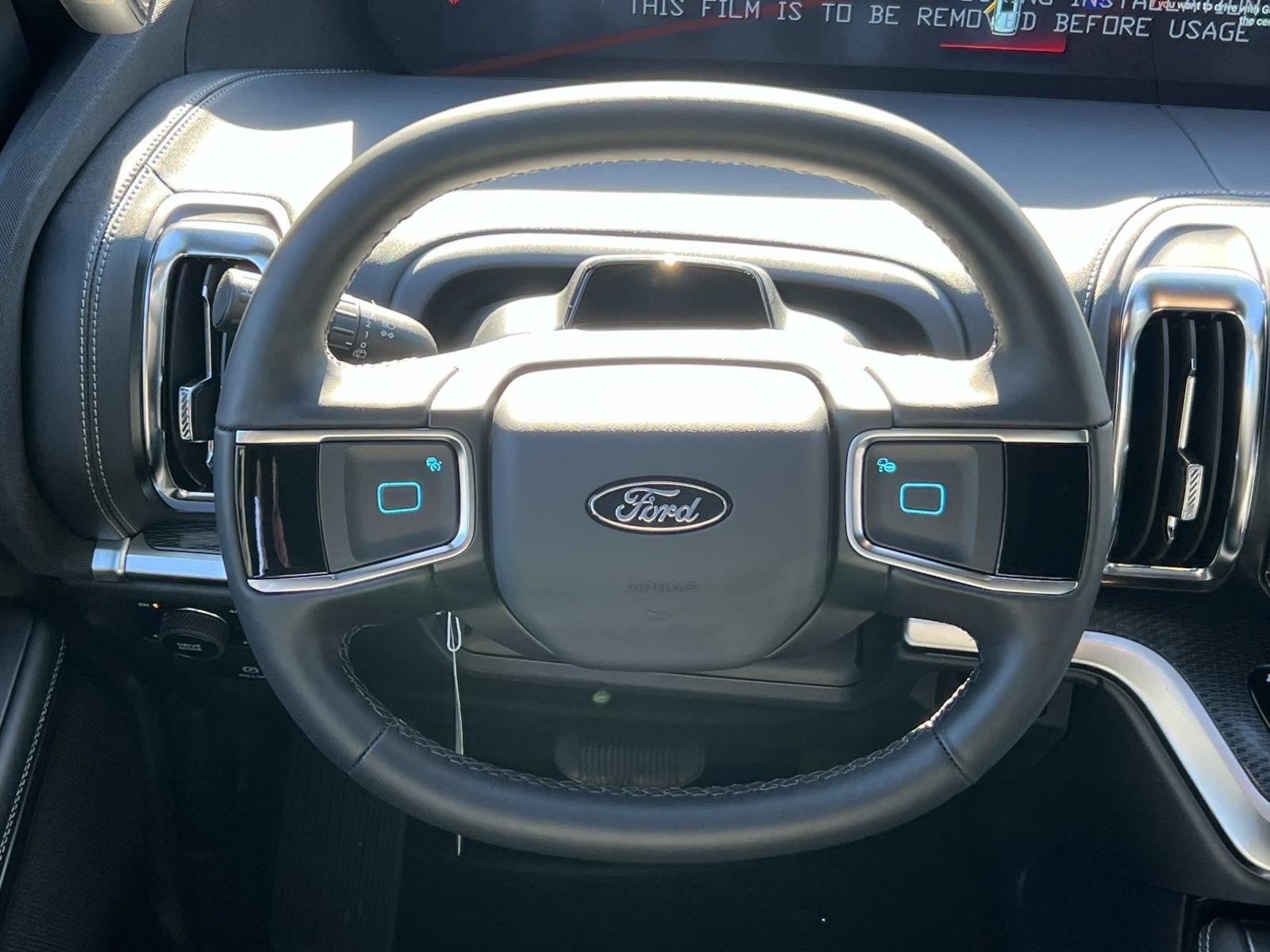 2026 Ford Expedition PLATINUM 4X4