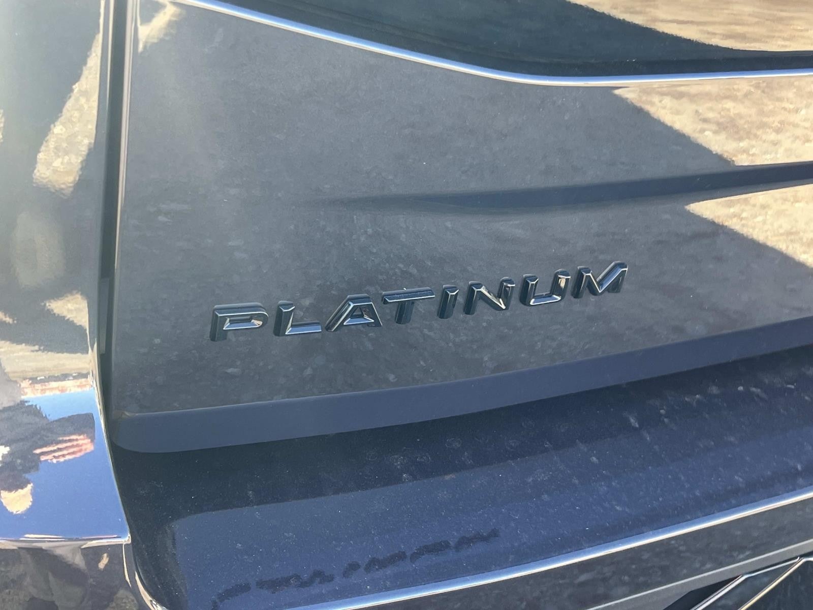 2026 Ford Expedition PLATINUM 4X4