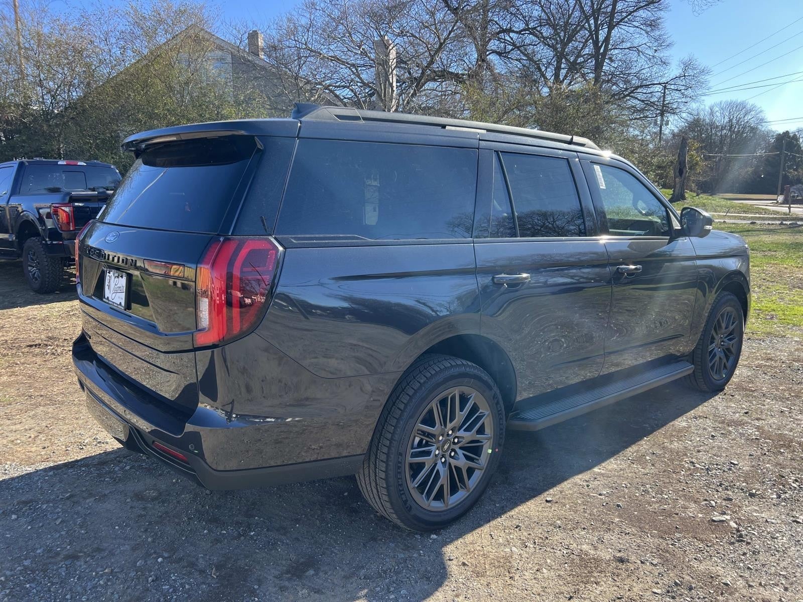 2026 Ford Expedition PLATINUM 4X4