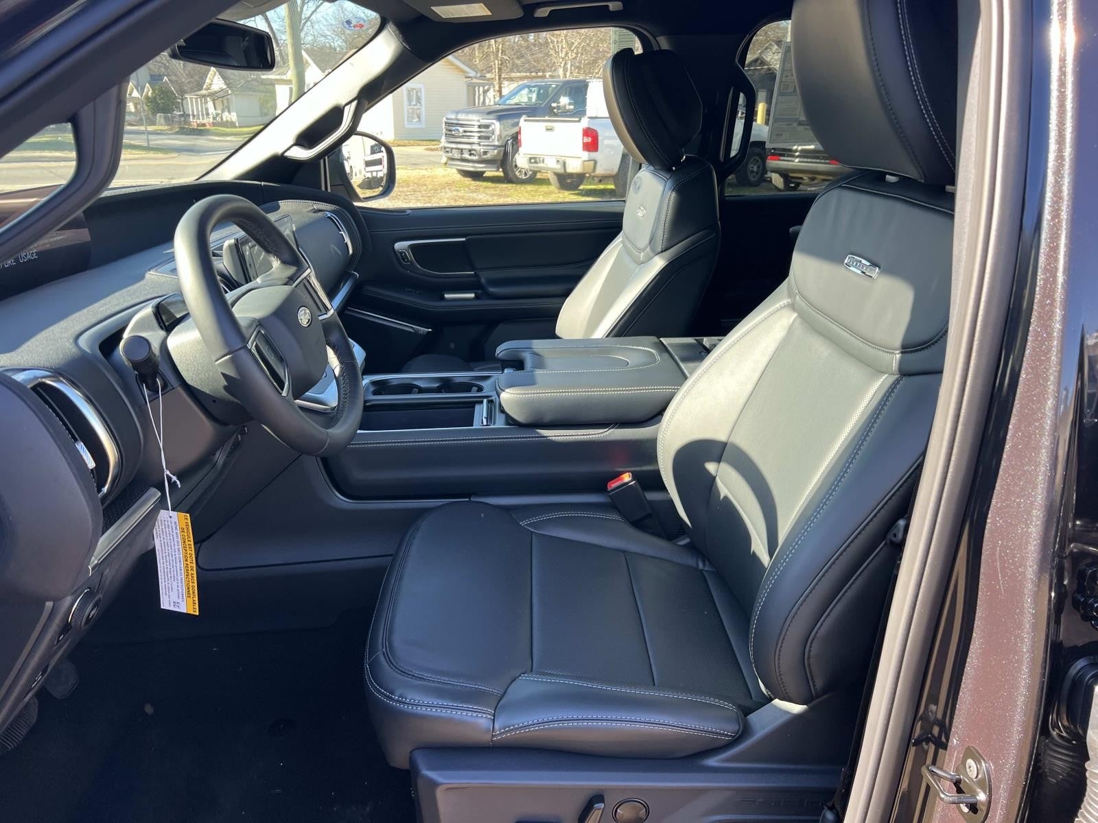 2026 Ford Expedition PLATINUM 4X4