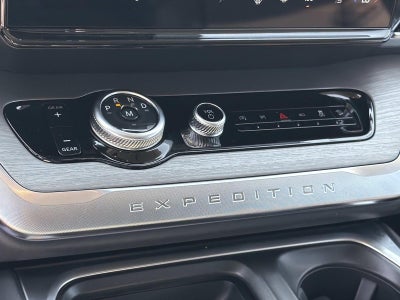 2027 Ford Expedition PLATINUM 4X4