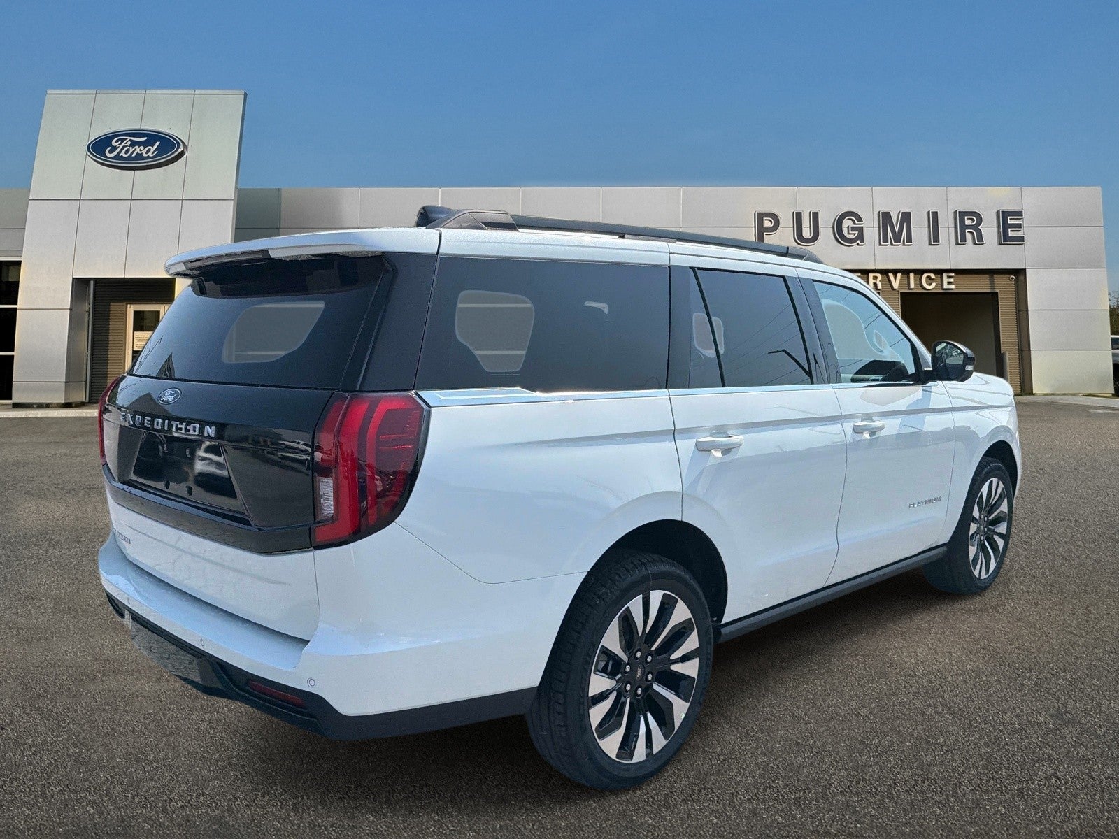 2027 Ford Expedition PLATINUM 4X4