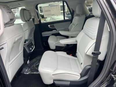 2026 Ford Expedition PLATINUM 4X4