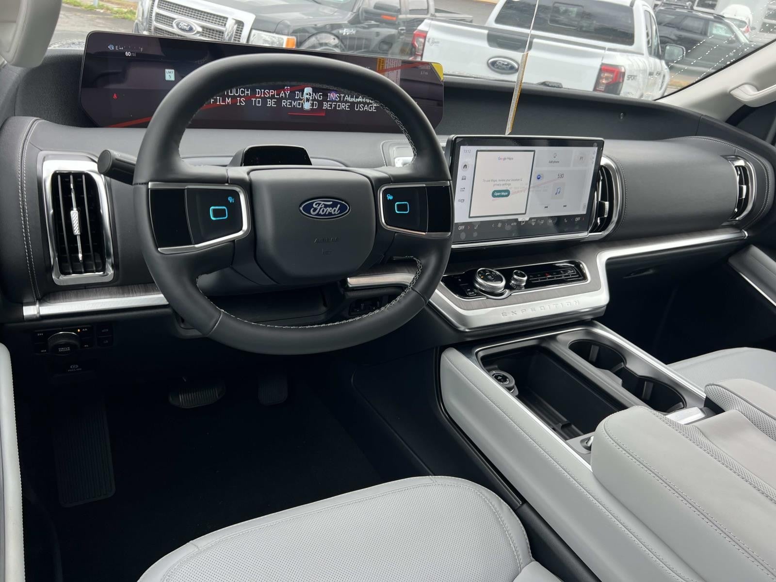 2026 Ford Expedition PLATINUM 4X4