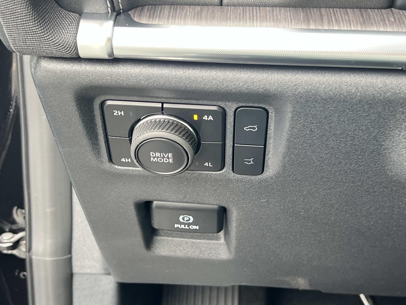 2026 Ford Expedition PLATINUM 4X4