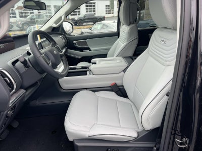 2026 Ford Expedition PLATINUM 4X4