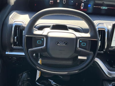 2025 Ford Expedition PLATINUM 4X4